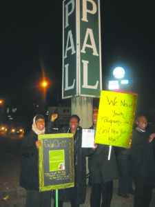 rally_111809-010 Community activists came out Wednesday after work to protest proposed use of community center on Pennsylvania Avenue in East New York as NYPD training facility.