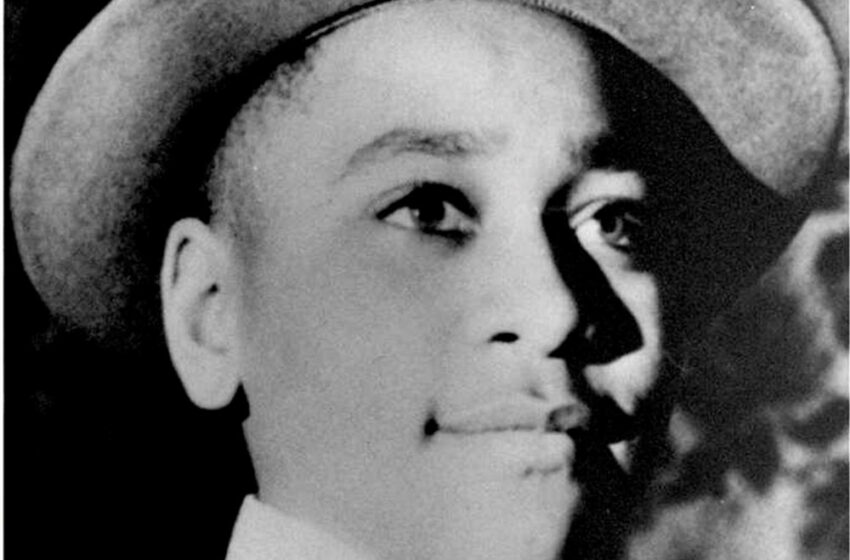  U.S. Justice Department to End Investigation into the Lynching of Emmett Till