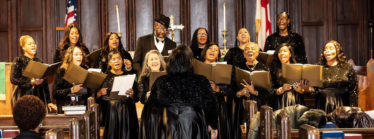 One Brooklyn Health Decks the Halls with Music & Festive Décor