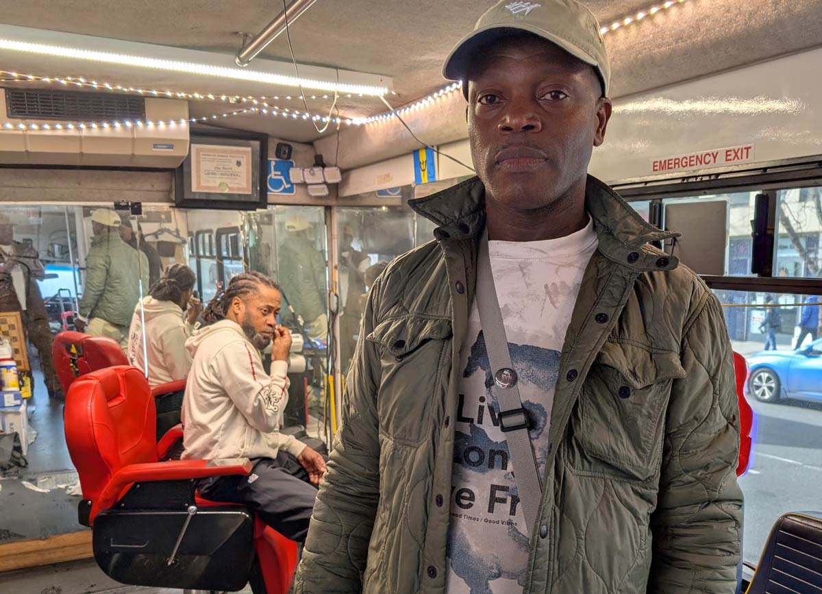 Glyne’s Fulton St. Barber Truck